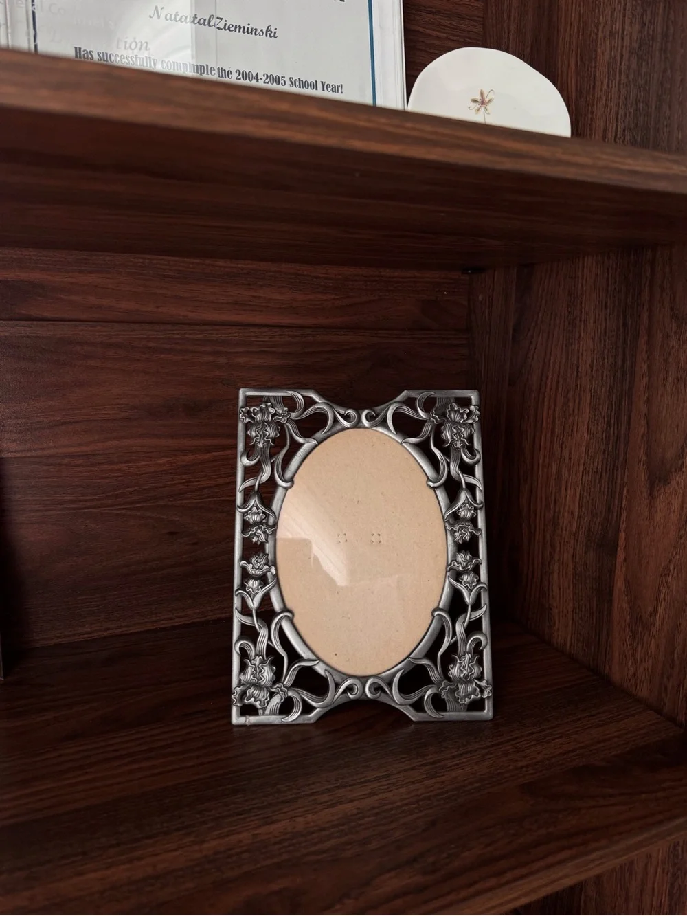Decorative Silver Floral Iris Metal Picture Frame - Oval